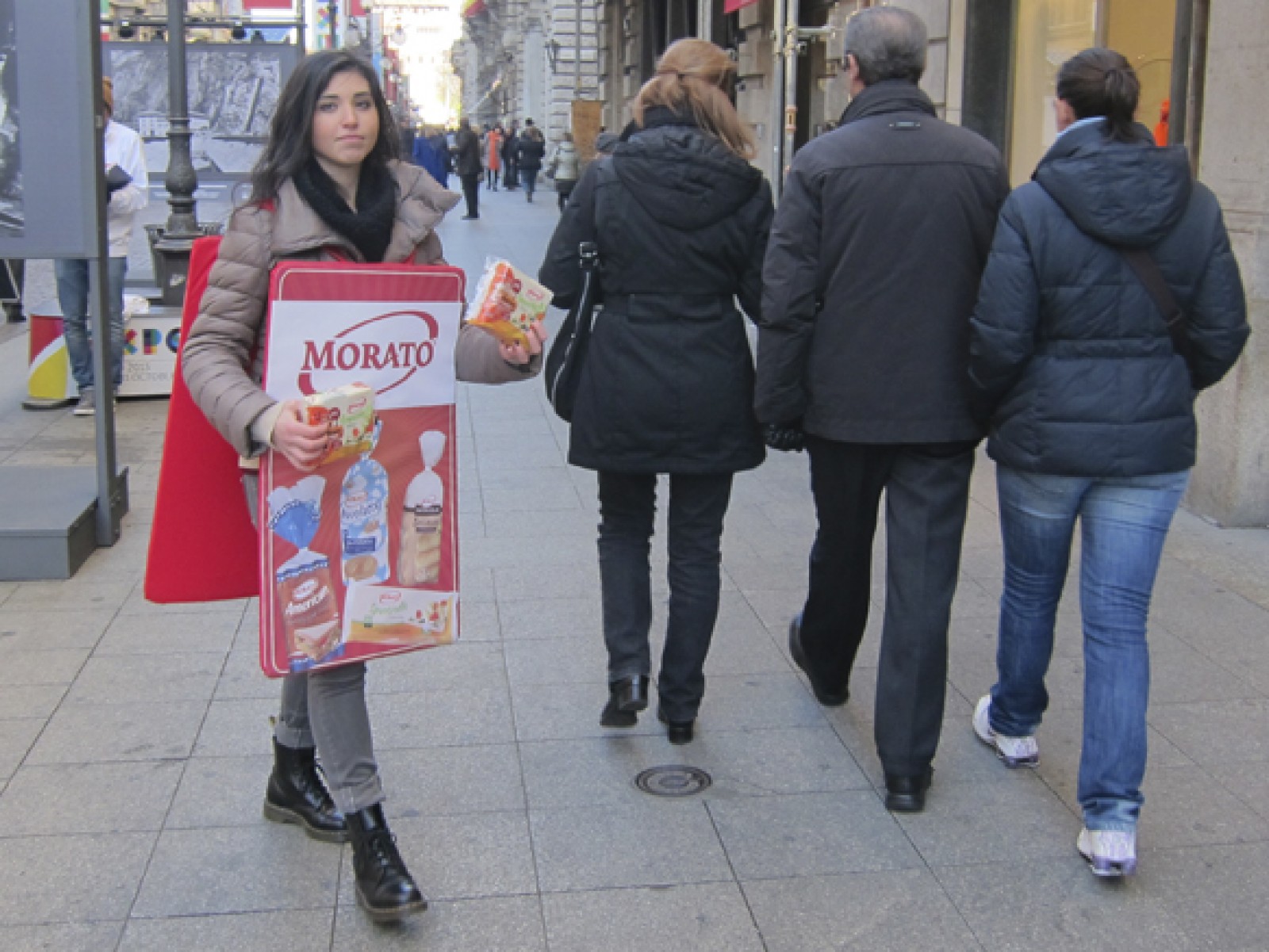 Street marketing - via Dante Milano Street marketing - via Dante Milano